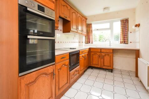 30 Sytch Lane - Kitchen (2).jpg