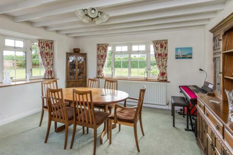 Rose Cottage-dining.jpg