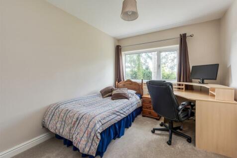 3 Greenhill Court-bed3.jpg