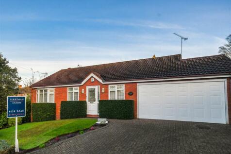 Holly Trees Lodge - Front RevA.jpg