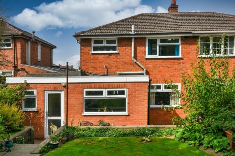 10 Waverley Crescen - Rear.jpg