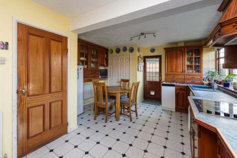 35 Six Ashes Road-Kitchen B.jpg
