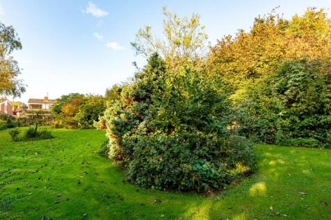 35 Six Ashes Road-External-04.jpg