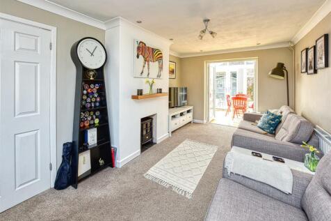 48 Van Diemans Road-lounge.jpg
