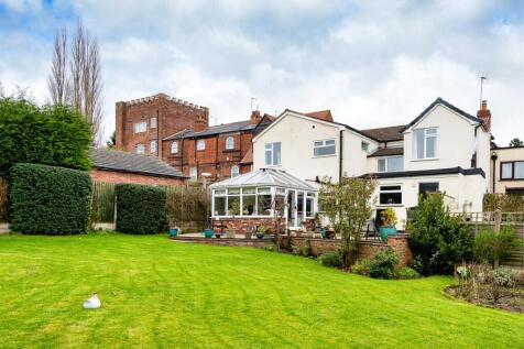 66 Sedgley Road-garden4 FEB25.jpg