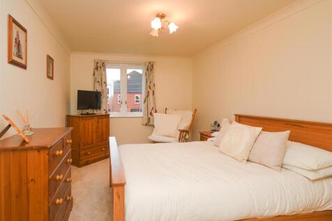 28 Wombrook Court - Bedroom 1.jpg