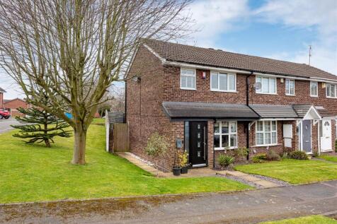 41 Millfields Way-Front.jpg