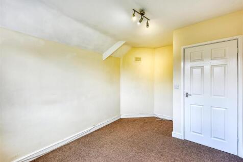 4 Seven Stars-bedroom1b.jpg