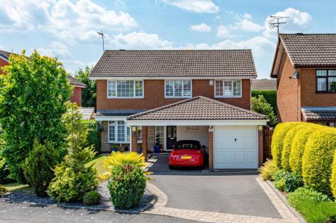6 Millfields Way-front1.jpg