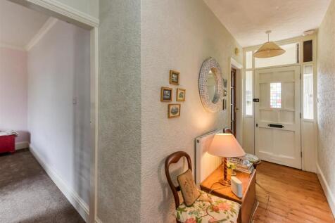 151 Trysull Road-Hall.jpg