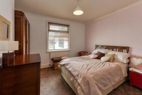 151 Trysull Road-Bedroom 1 (2).jpg