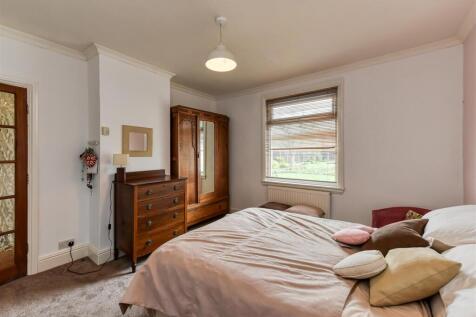 151 Trysull Road-Bedroom 1.jpg