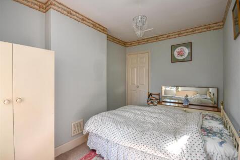 51 Swan Bank-Bedroom 2.jpg