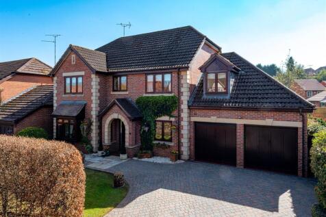 5 Hellier Drive-front.jpg