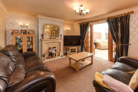 35 Hellier Drive-Living Room.jpg