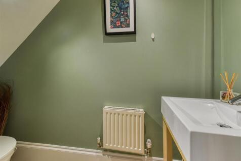Fox Hill Billy Buns Lane-Cloakroom.jpg