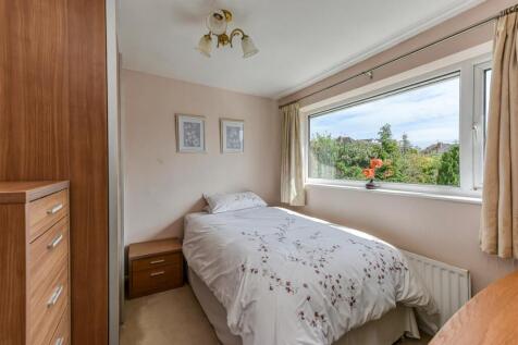 4 The Grange-Bedroom 3.jpg