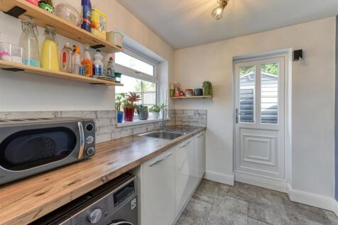 18 Brindley Close-Utility.jpg