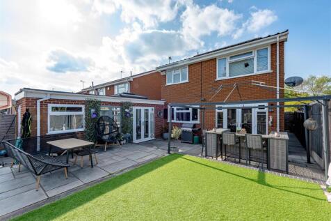 18 Brindley Close-External.jpg
