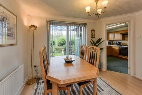 5 Bumblehole Meadows-Dining Room (2).jpg