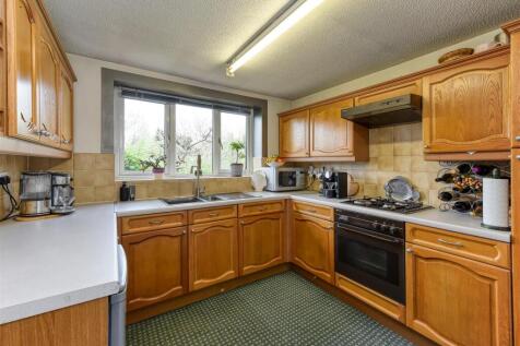 5 Bumblehole Meadows-Kitchen.jpg