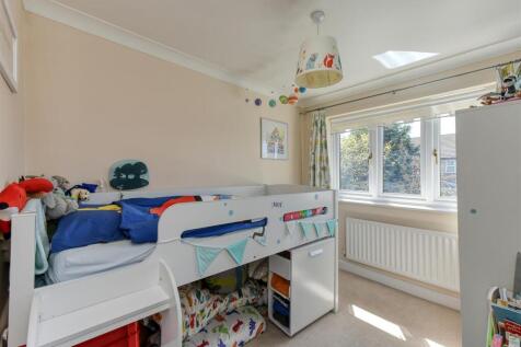 35 Penleigh Gardens-bed3 MAY25.jpg