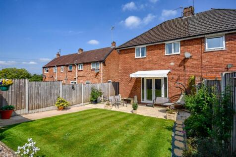56 Meadow Lane-External.jpg