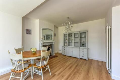 4 Regent Road-Kitchen (2).jpg