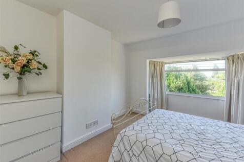 4 Regent Road-Bedroom 1 (2).jpg