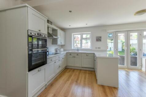 4 Regent Road-Kitchen (4).jpg