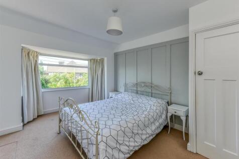 4 Regent Road-Bedroom 1.jpg