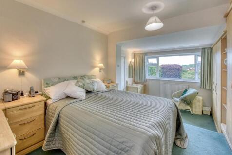 4 Springhill Park-Bedroom 2.jpg