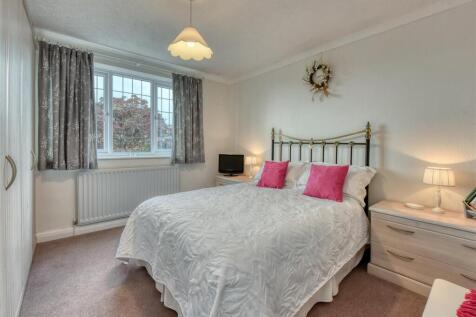 4 Springhill Park-Bedroom 3.jpg