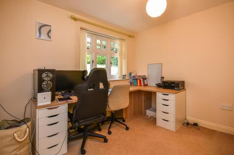 9 Windmill Fold-Bedroom 2.jpg