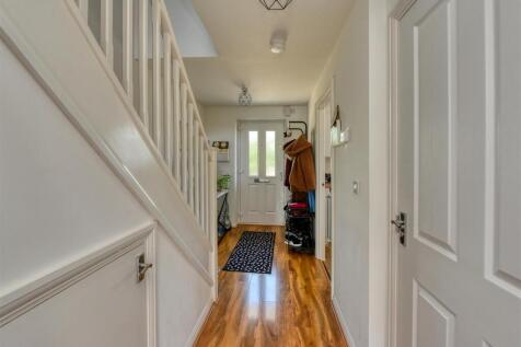 27 Gittins Park-Hall.jpg