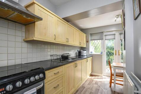 44 Sandringham Road-Kitchen (2).jpg