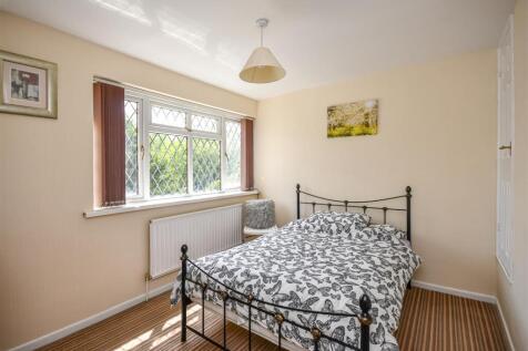 44 Sandringham Road-Bedroom 2.jpg