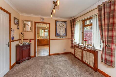 67 Foley Grove-Dining Area.jpg