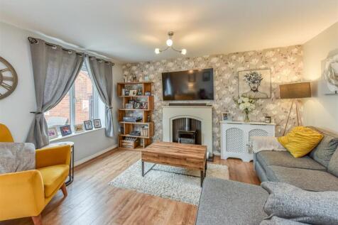 5 Taper Close-Living Room (1).jpg