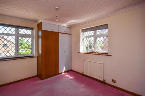 12 Calvin Close-Bedroom 2.jpg