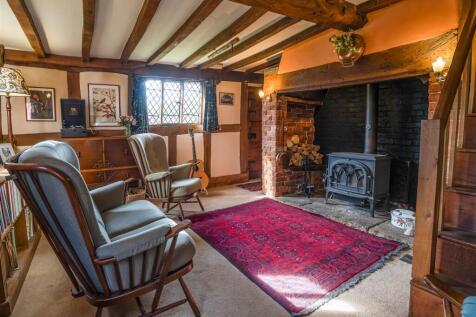 Walnut tree Cottage-Living Room.jpg