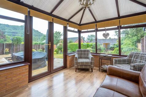 9 Sutherland Drive - Conservatory.jpg