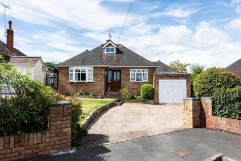 8 Crockington Close-Front 1.jpg