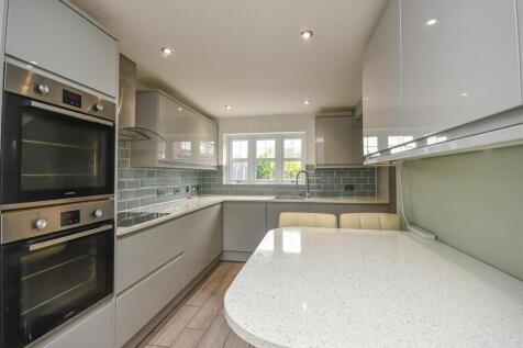 11 Van Diemans Road-Kitchen.jpg