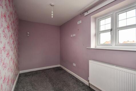11 Van Diemans Road-Bedroom 3.jpg
