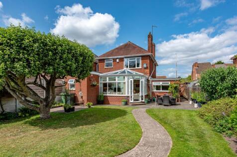 135 Sedgley Road-External.jpg
