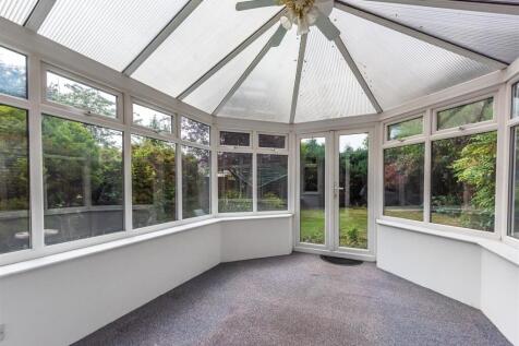 209 Common Road-Conservatory.jpg