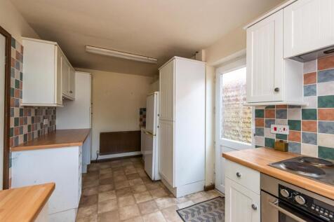 209 Common Road-Kitchen.jpg
