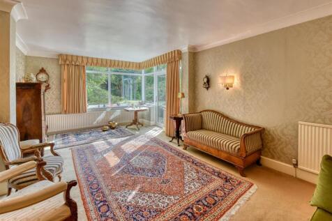 67 Sandringham Road-Living Room.jpg
