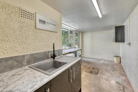 67 Sandringham Road-Utility.jpg